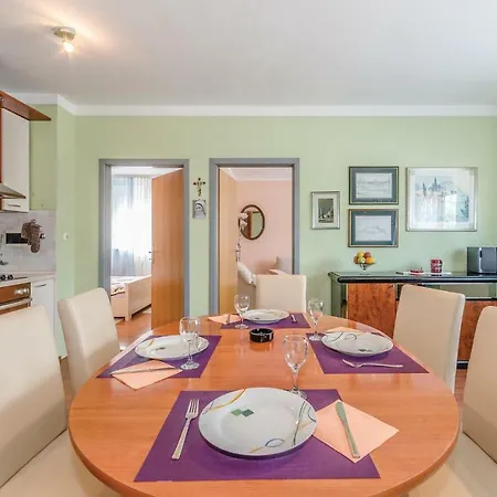 One-bedroom In *